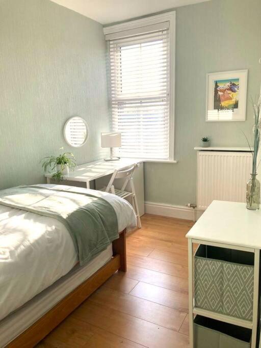 Chatsworth Cottage Harrogate Bagian luar foto